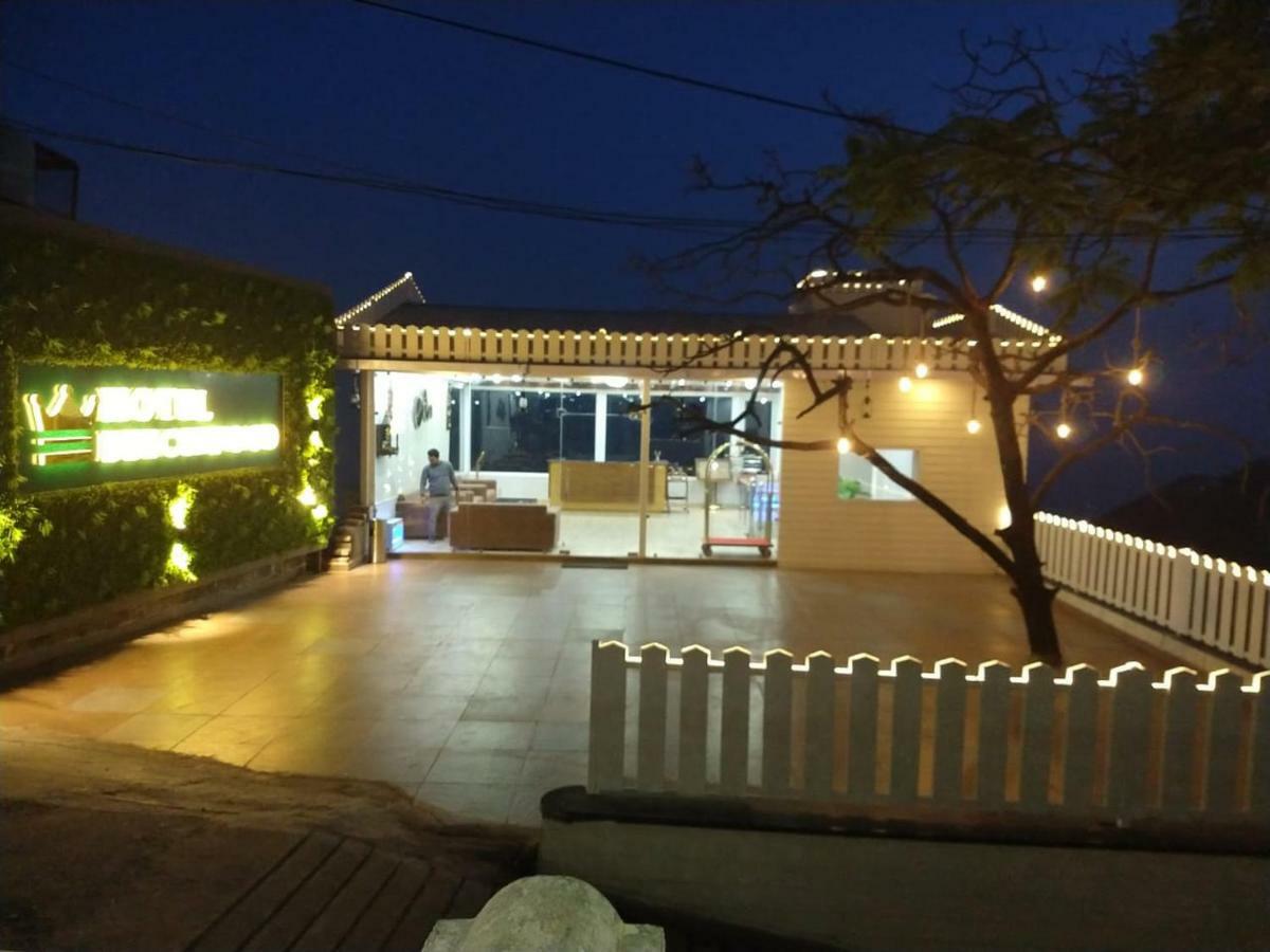 Hotel Beechwood Mussoorie Exterior foto