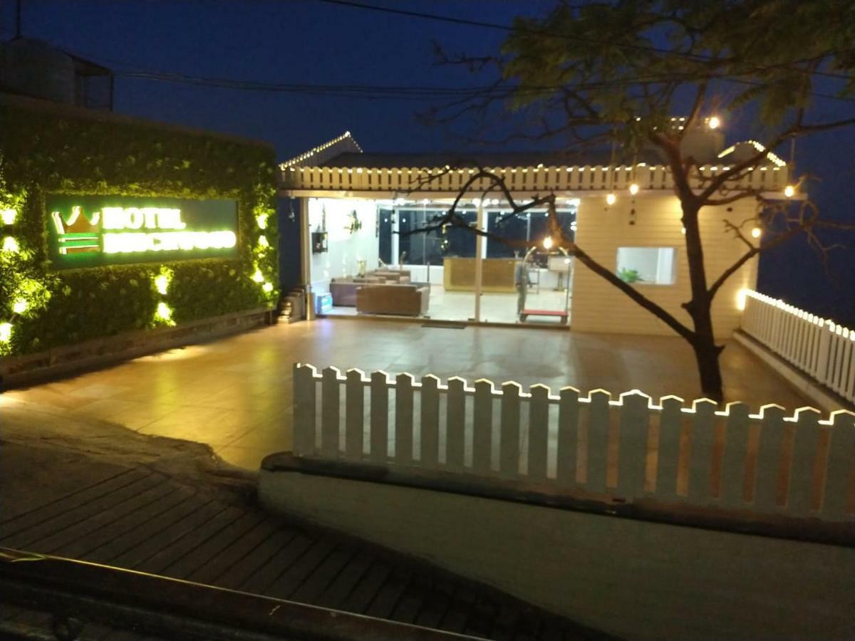 Hotel Beechwood Mussoorie Exterior foto